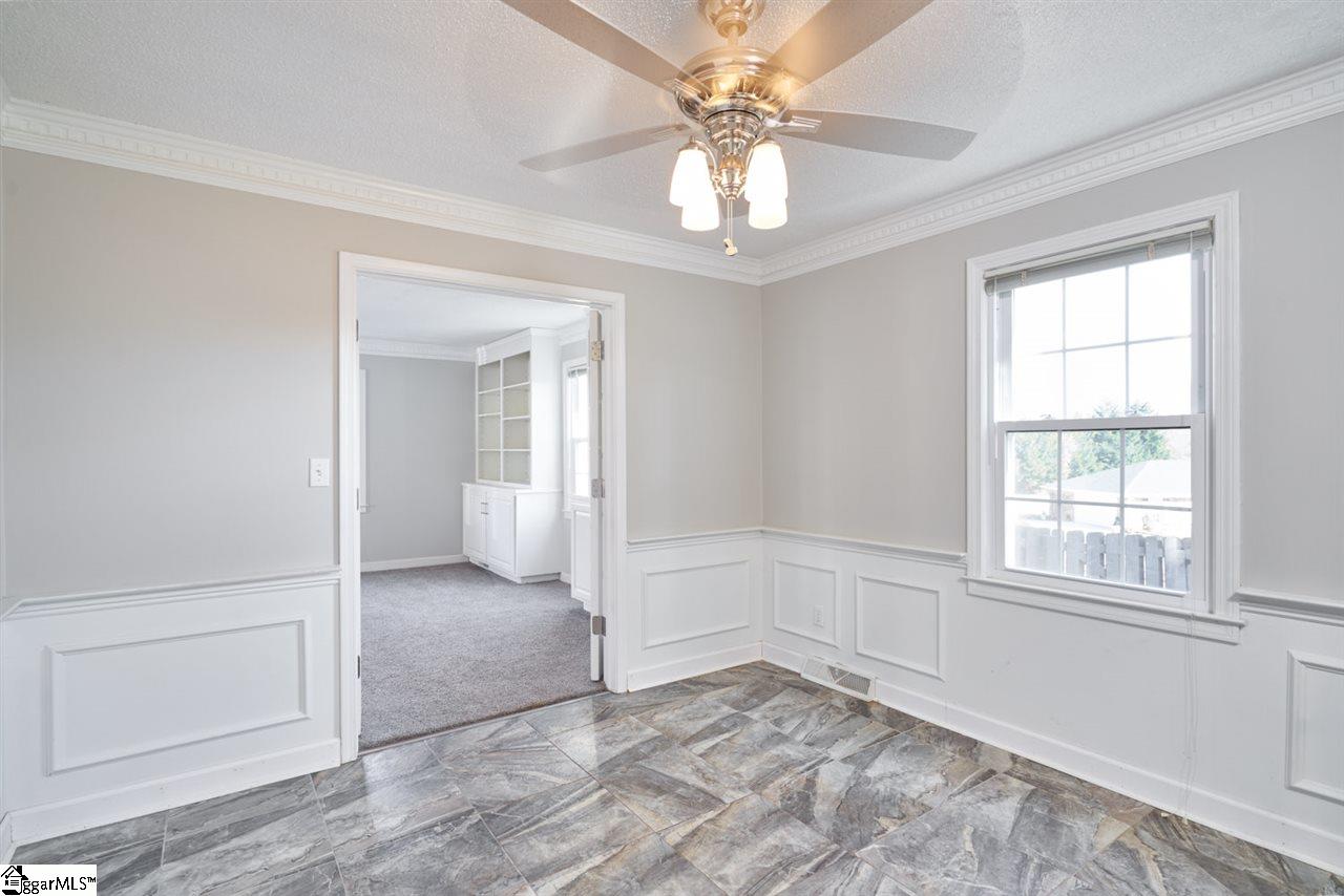 302 Dove Tree Road Greenville, SC 29615 - Photo 11 of 36