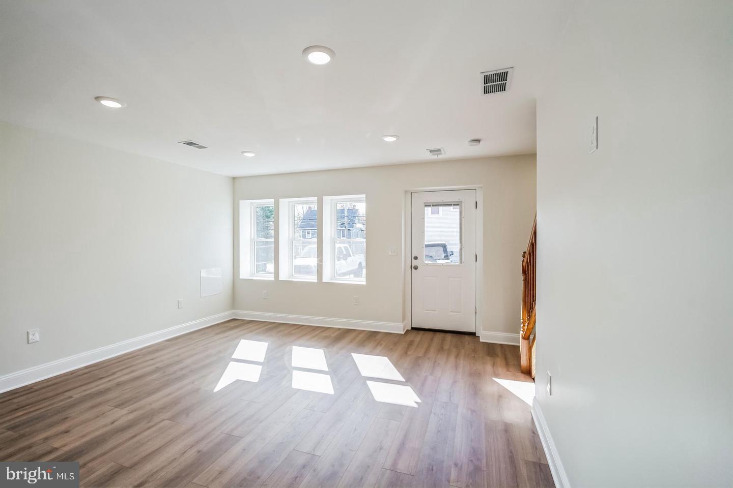 27 East Butler Avenue, Unit B Chalfont, PA 18914 - Photo 9 of 25
