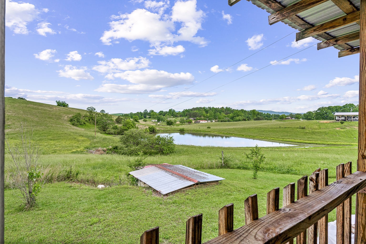 5105 Blue Springs Road Sparta, TN 38583 - Photo 3 of 32 Gallery Image 3
