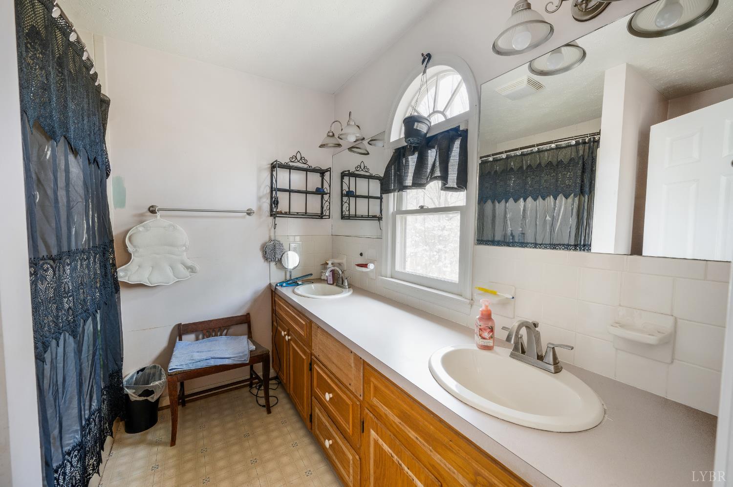 167 Regal Oaks Way Amherst, VA 24521 - Photo 22 of 45