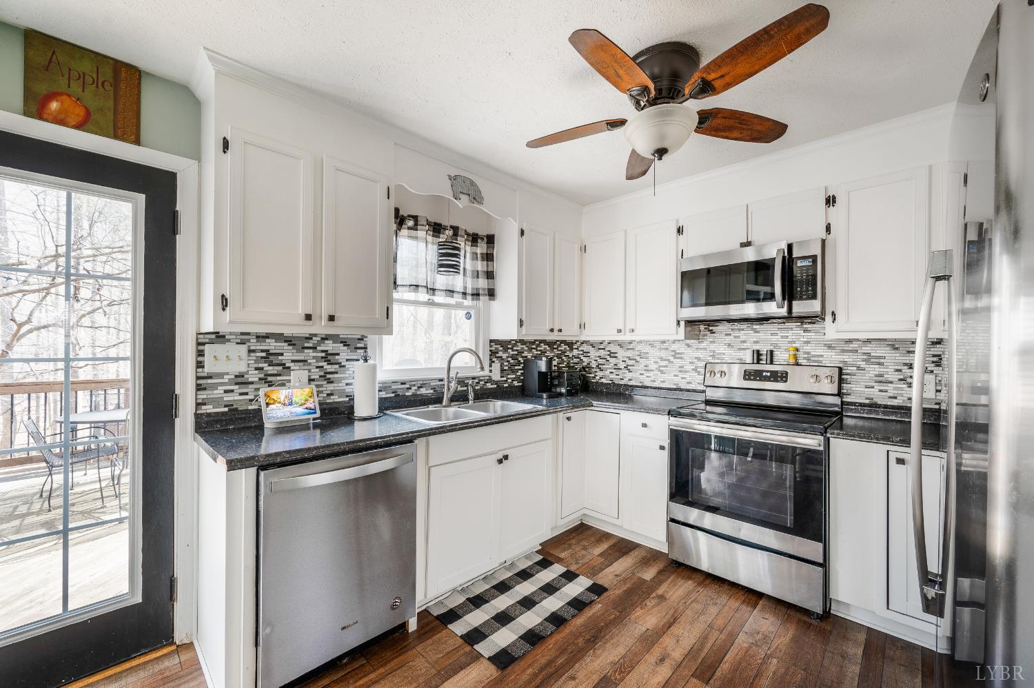 167 Regal Oaks Way Amherst, VA 24521 - Photo 7 of 45