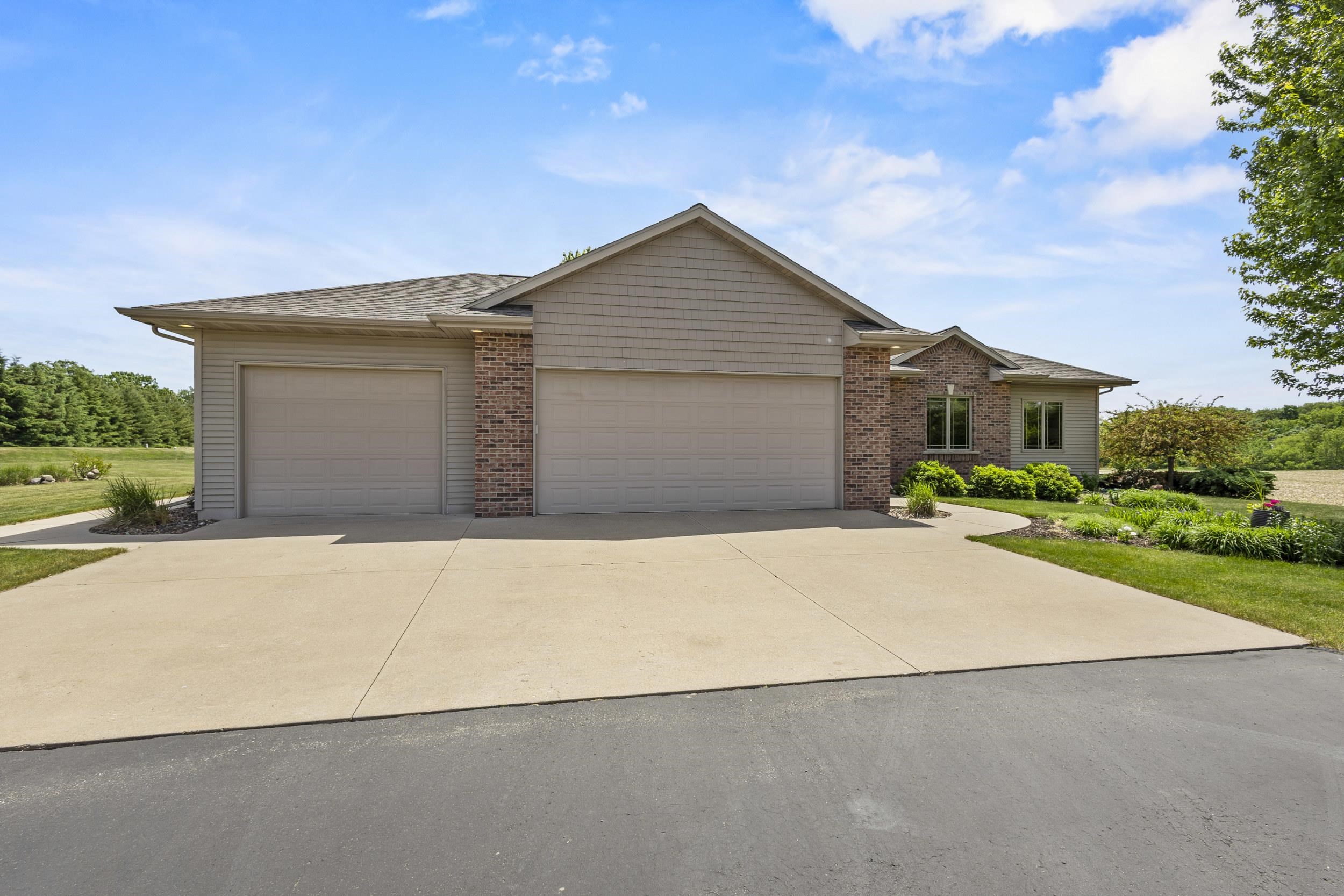 N7166 Forest Ridge Road Ripon, WI 54971 - Photo 6 of 70