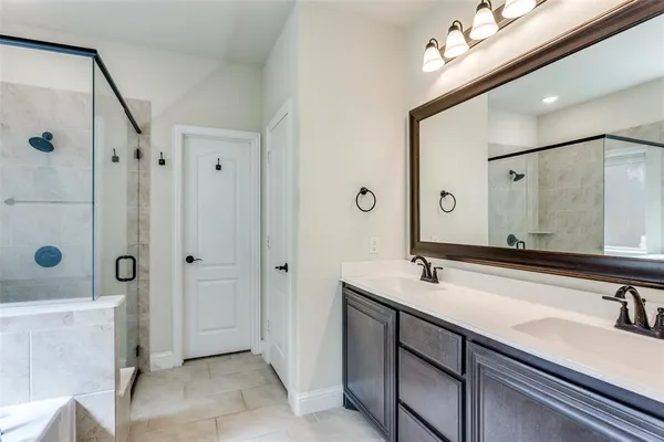 $465,000 | 1029 Palo Oaks Drive, Burleson, TX 76028