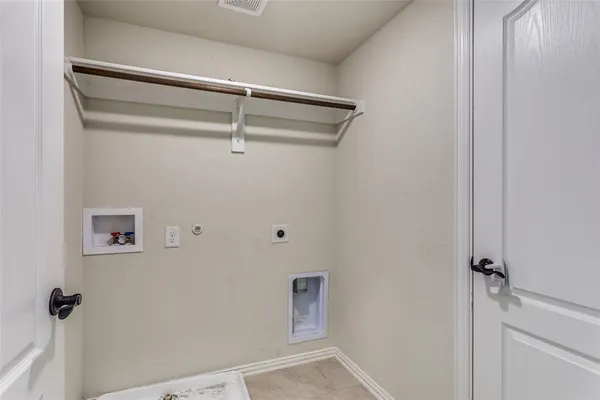$465,000 | 1029 Palo Oaks Drive, Burleson, TX 76028