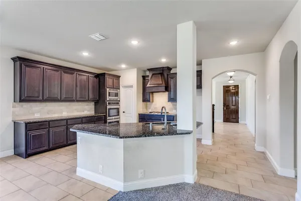 $465,000 | 1029 Palo Oaks Drive, Burleson, TX 76028