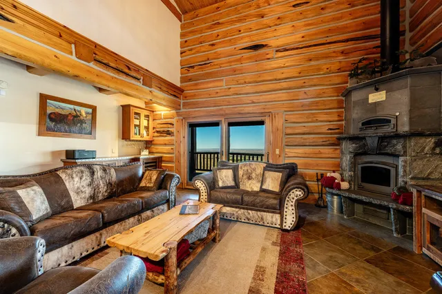 $1,050,000 | 71 Lower Hideaway Lane, Sheridan, WY 82801