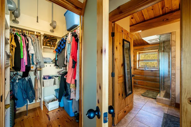 $1,050,000 | 71 Lower Hideaway Lane, Sheridan, WY 82801