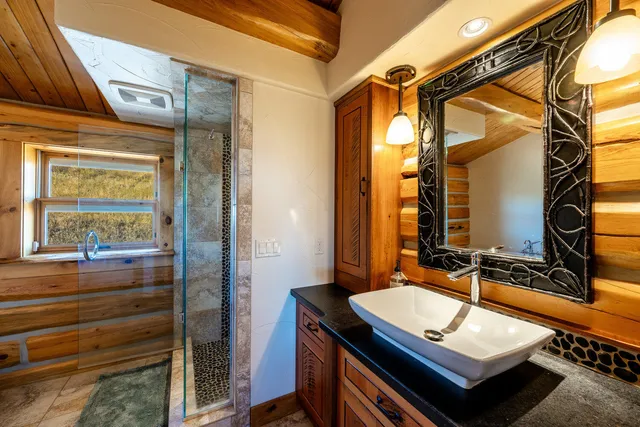 $1,050,000 | 71 Lower Hideaway Lane, Sheridan, WY 82801