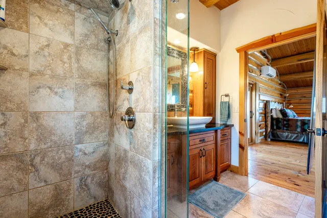 $1,050,000 | 71 Lower Hideaway Lane, Sheridan, WY 82801