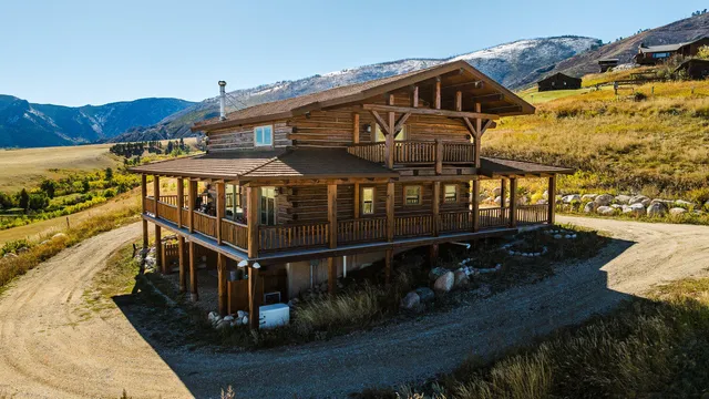 $1,050,000 | 71 Lower Hideaway Lane, Sheridan, WY 82801