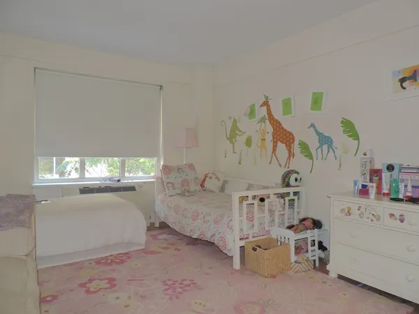 $14,000 | 40 Central Park South, Unit 7HI | Central Park South