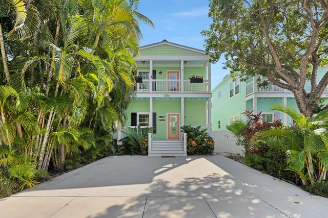 $1,950,000 | 1310 Atlantic Drive, Key West, FL 33040