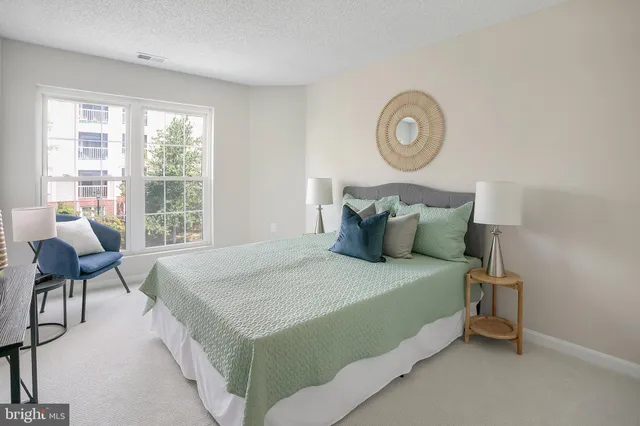 $499,900 | 247 South Pickett Street, Unit 301, Alexandria, VA 22304