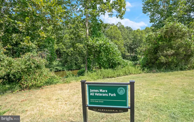 $499,900 | 247 South Pickett Street, Unit 301, Alexandria, VA 22304