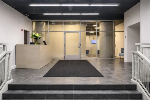 $4,300 | 565 West Quincy Street, Unit 1709, Chicago, IL 60661
