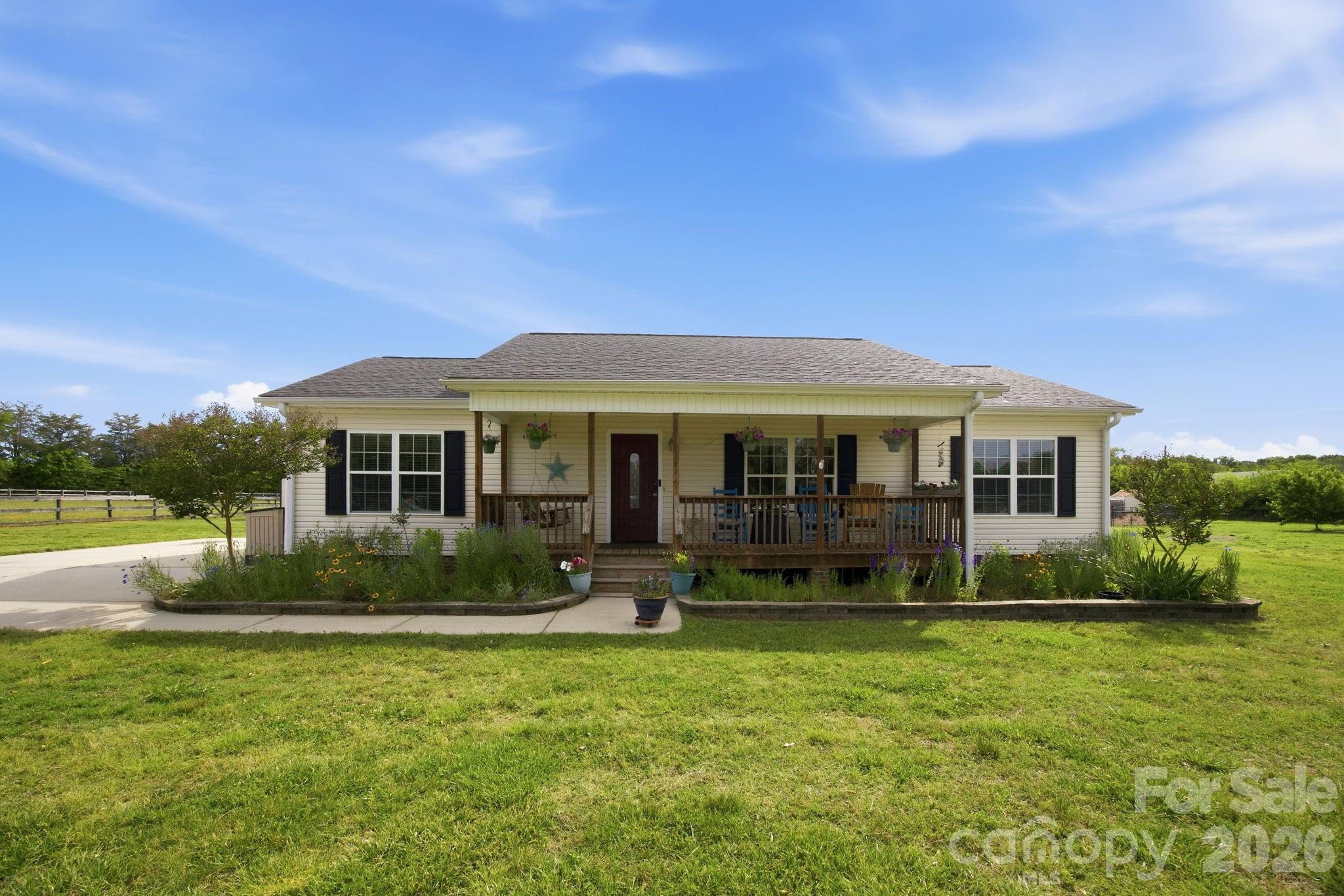 3480 Skyline Road Rock Hill, SC 29730 - Photo 6 of 40 a front view of a house with garden