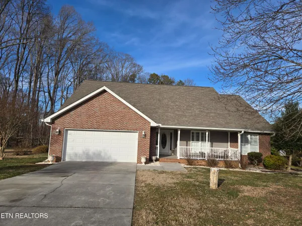 $399,900 | 112 Brooklyn Circle, Madisonville, TN 37354