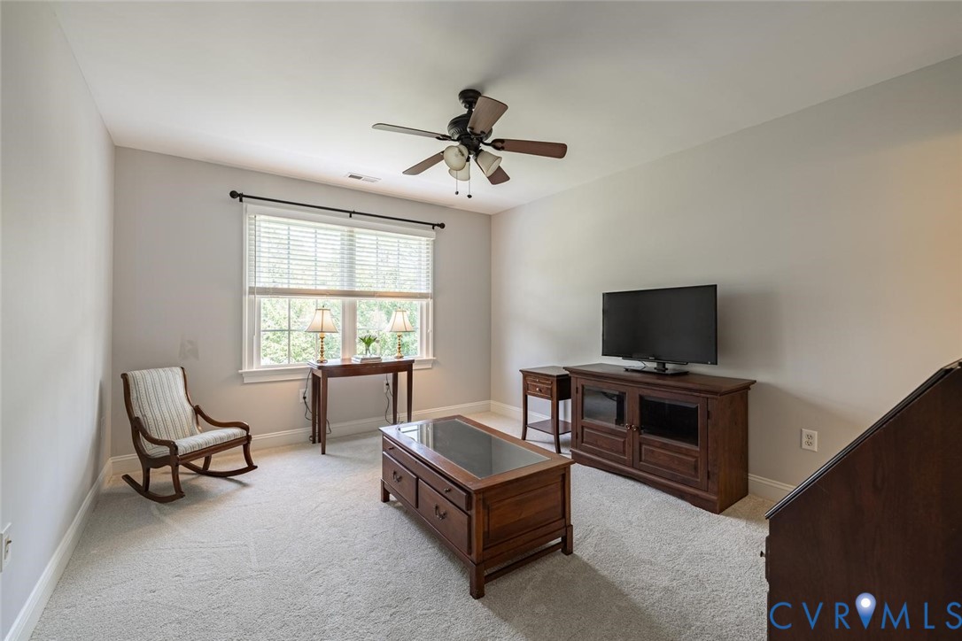 14469 Riverside Drive Ashland, VA 23005 - Photo 37 of 59 Bedroom with shared bathroom