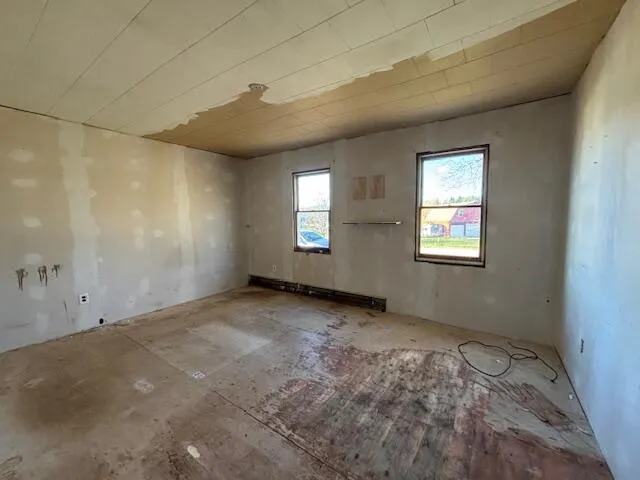 $150,000 | 130 River Road, Biddeford, ME 04005