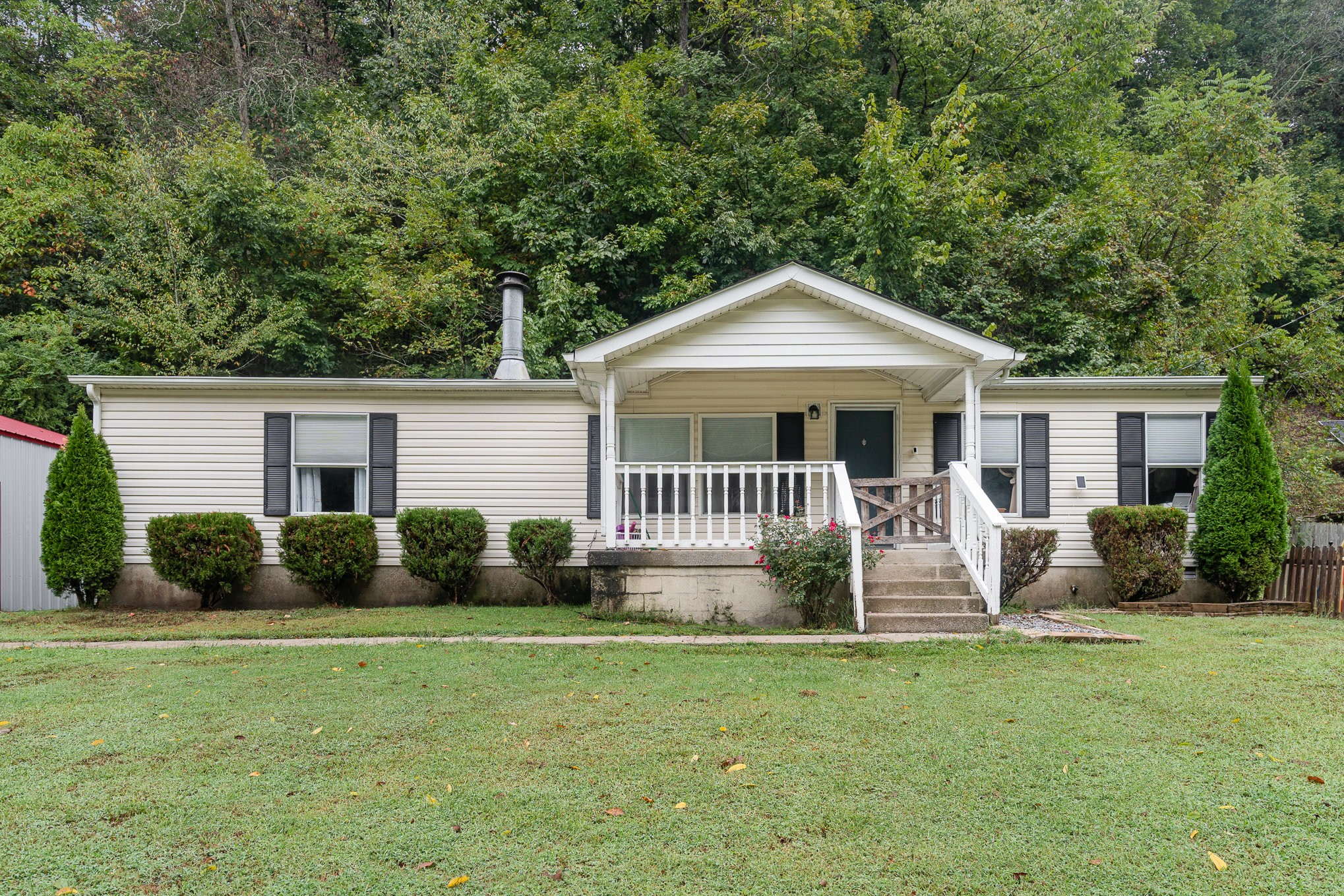 177 Henry Road Goodlettsville, TN 37072 - Photo 1 of 27 Gallery Image 1