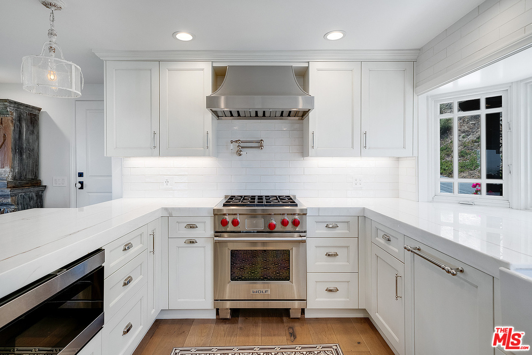 4070 Cody Road Sherman Oaks, CA 91403 - Photo 13 of 53