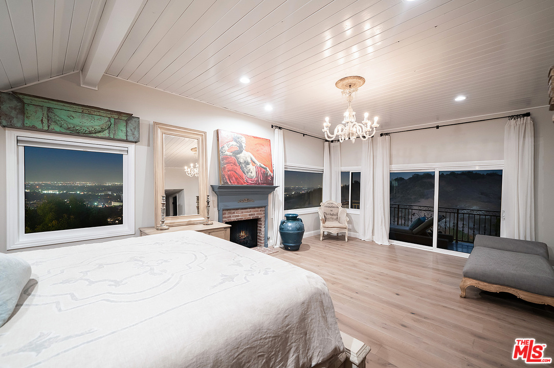 4070 Cody Road Sherman Oaks, CA 91403 - Photo 33 of 53