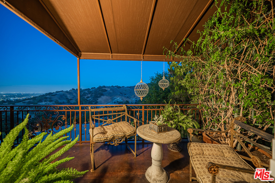 4070 Cody Road Sherman Oaks, CA 91403 - Photo 44 of 53