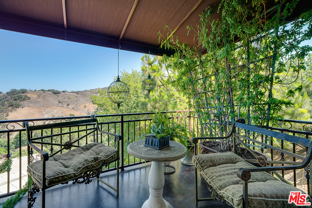 4070 Cody Road Sherman Oaks, CA 91403 - Photo 47 of 53