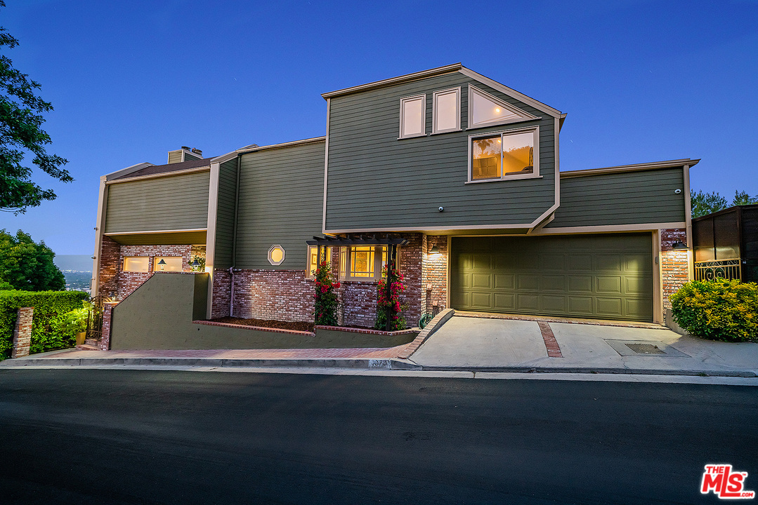 4070 Cody Road Sherman Oaks, CA 91403 - Photo 51 of 53