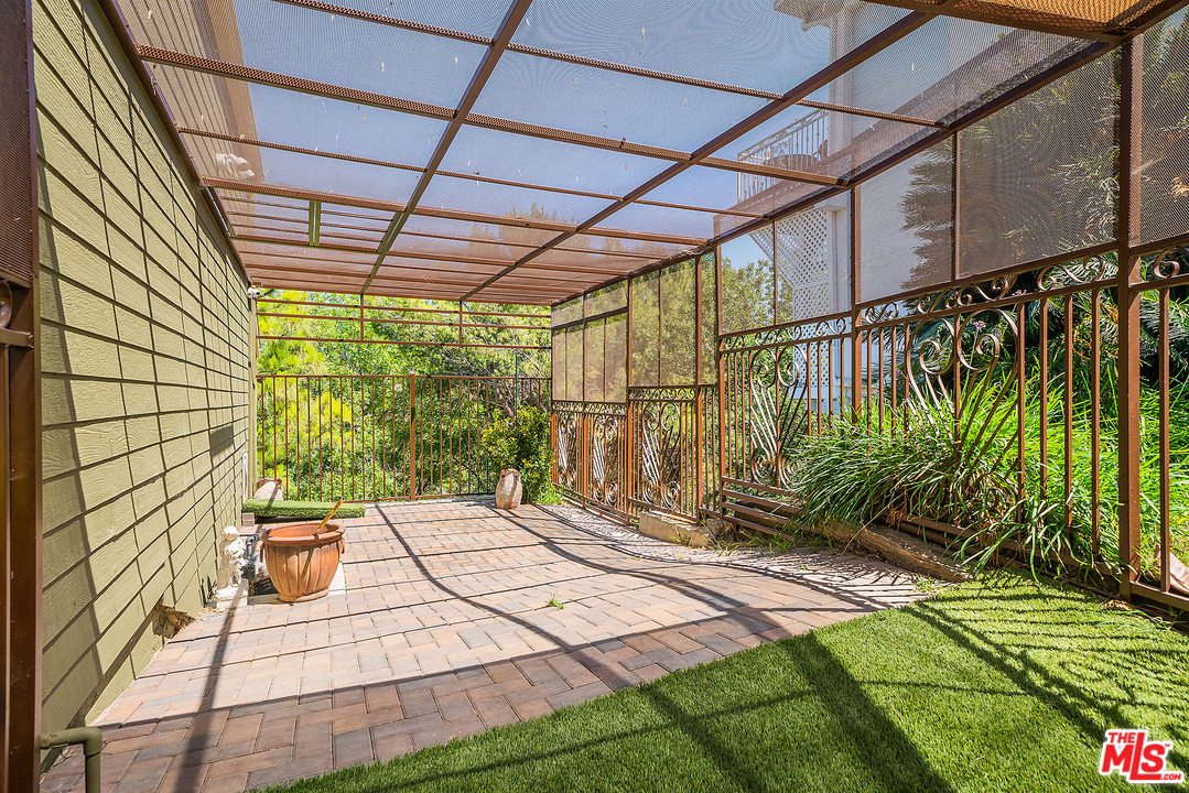 4070 Cody Road Sherman Oaks, CA 91403 - Photo 52 of 53