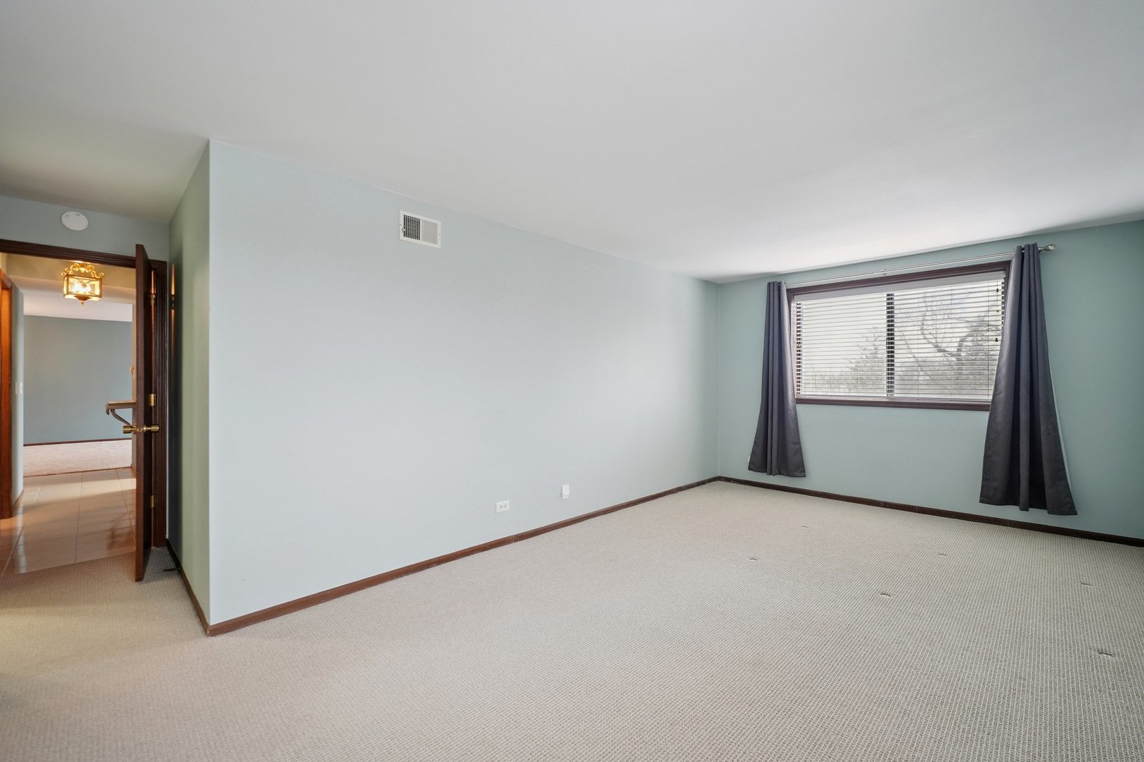 1-s150 Spring Road, Unit 4K Oak Brook, IL 60181 - Photo 31 of 39 Gallery Image 31