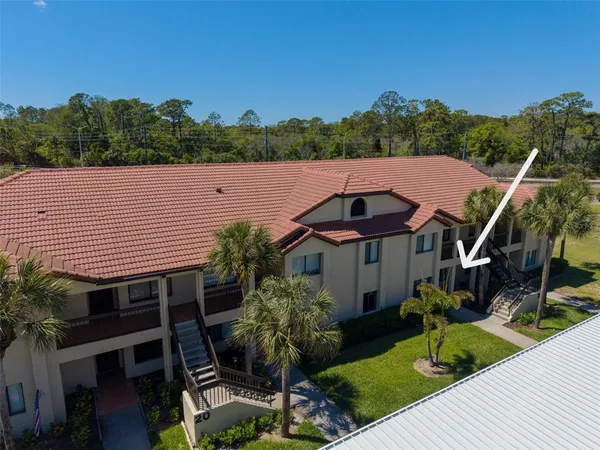 $285,000 | 1801 East Lake Road South, Unit 20C, Palm Harbor, FL 34685