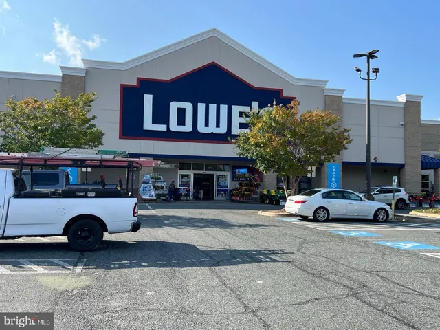 $625,000 | 5 Montauk Avenue, Fredericksburg, VA 22406