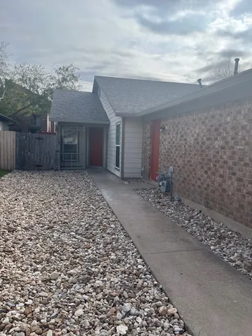 $1,495 | 12307 Patron Drive, Unit B, Austin, TX 78758