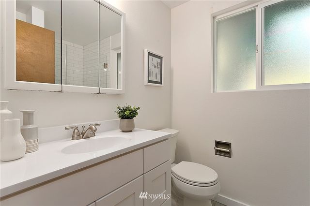 $1,375,000 | 12817 Northeast 108th Place, Kirkland, WA 98033