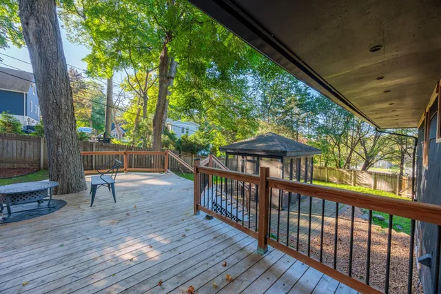 $749,000 | 239 Byrondale Avenue, Wayzata, MN 55391