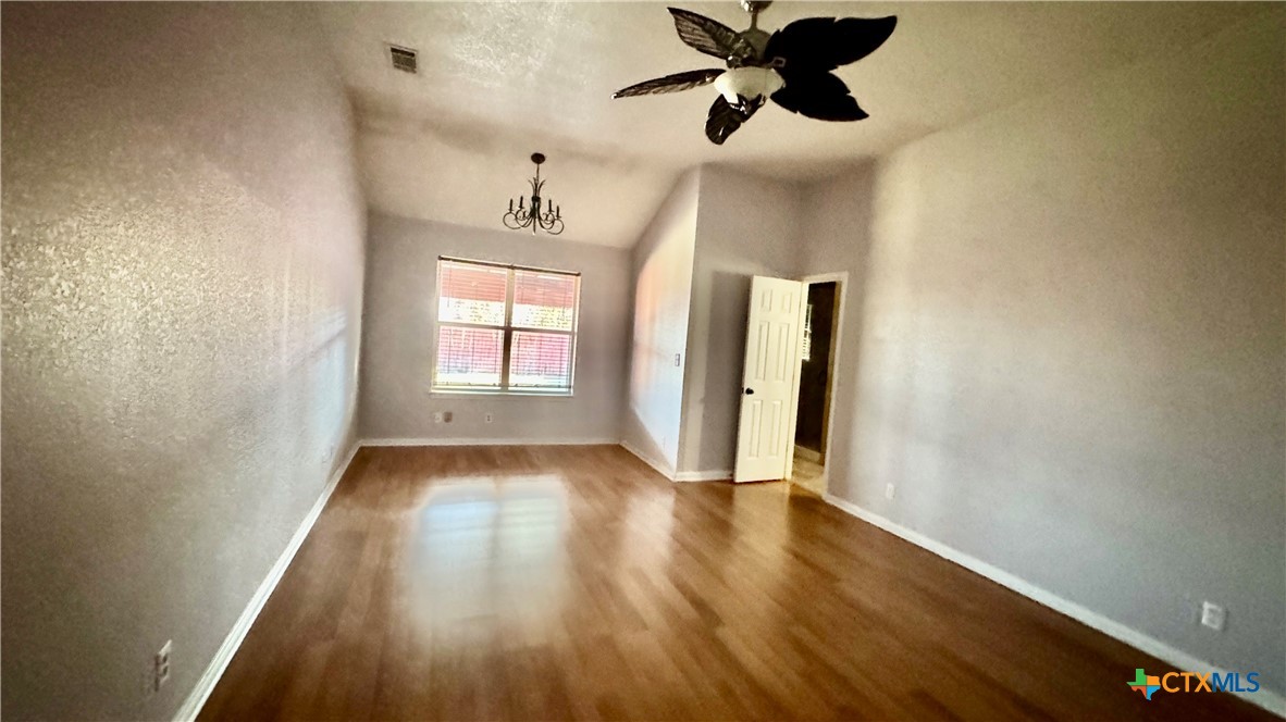 5502 Golden Drive Killeen, TX 76542 - Photo 14 of 32 a view of an empty room and window