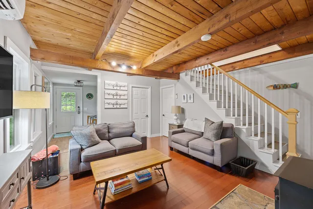 $495,000 | 25 Hilltop Drive, Newbury, NH 03255