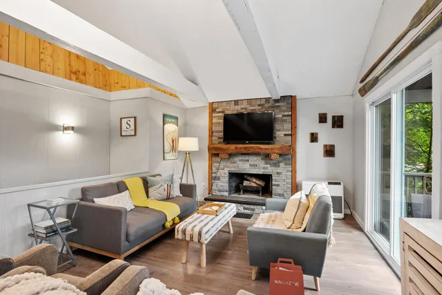 $495,000 | 25 Hilltop Drive, Newbury, NH 03255