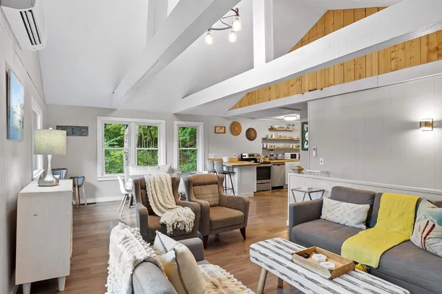 $495,000 | 25 Hilltop Drive, Newbury, NH 03255