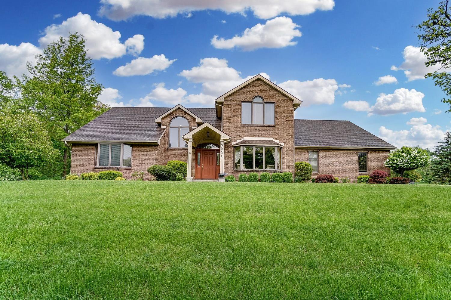 8225 Riveroak Drive, Fort Wayne, IN 46825 Compass