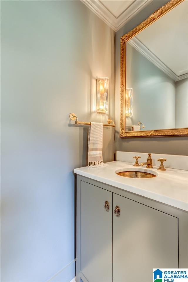 2212 Shades Crest Road Birmingham, AL 35216 - Photo 18 of 38
