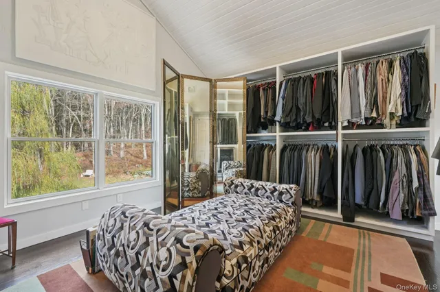 $1,995,000 | 43 Meeting House Road, Pawling, NY 12564