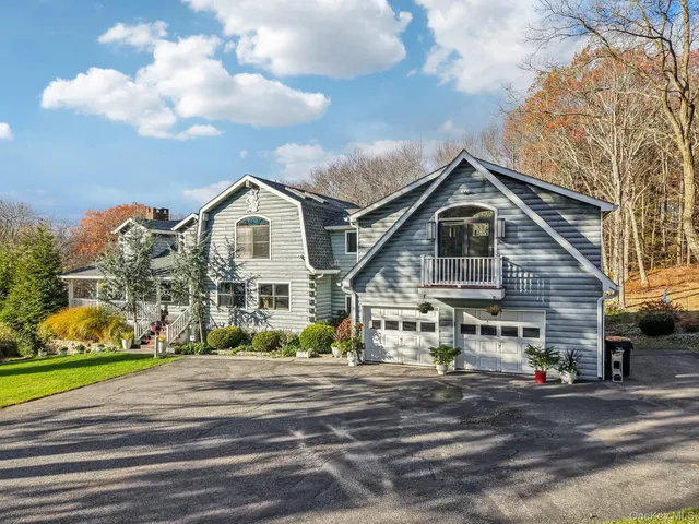 $1,995,000 | 43 Meeting House Road, Pawling, NY 12564