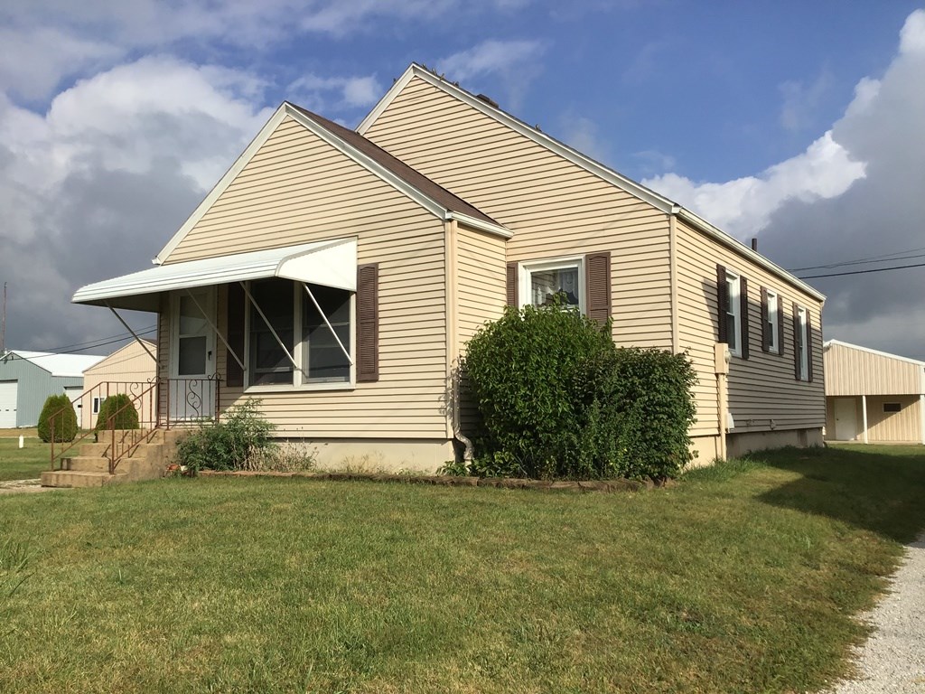 4123 West 224th Highway Decatur, IN 46733 - Photo 2 of 30