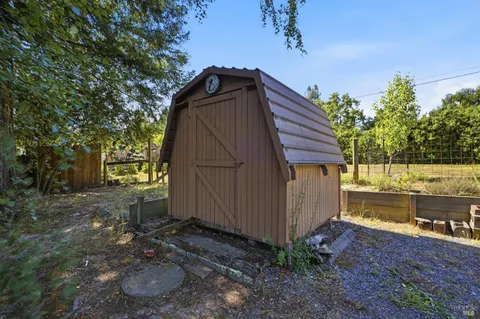$799,000 | 1982 Coffee Lane, Sebastopol, CA 95472