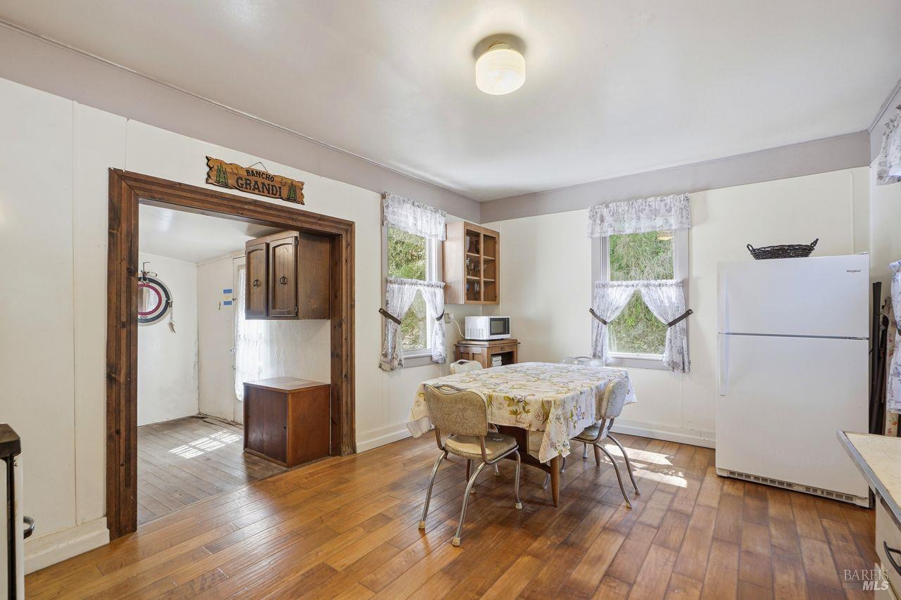 886 Montgomery Road Sebastopol, CA 95472 - Photo 11 of 37