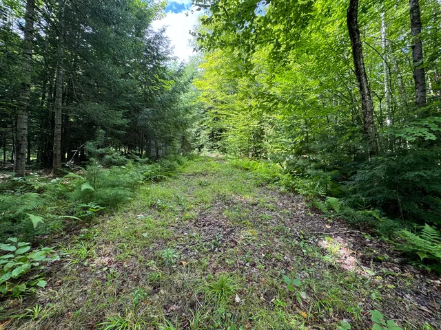 $74,000 | 105 Poplar Point Road, Mount Vernon, ME 04352