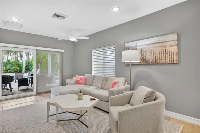 $20,000 | 740 5th Avenue North, Naples, FL 34102