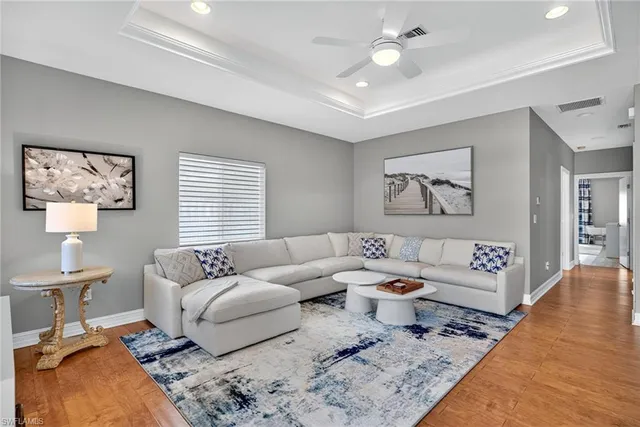 $20,000 | 740 5th Avenue North, Naples, FL 34102